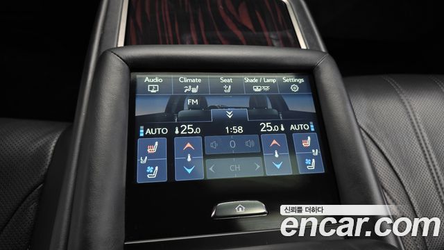 Lexus LS500 (V) 3.5 Luxury AWD 2019 — фото 24
