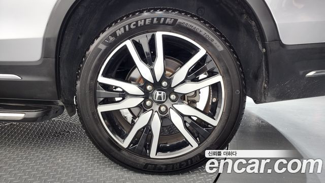 Honda Pilot (III) 3.5 Elite 2019 — фото 21