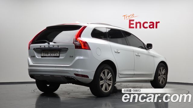 Volvo XC60 D4 1st 2017 — фото 2