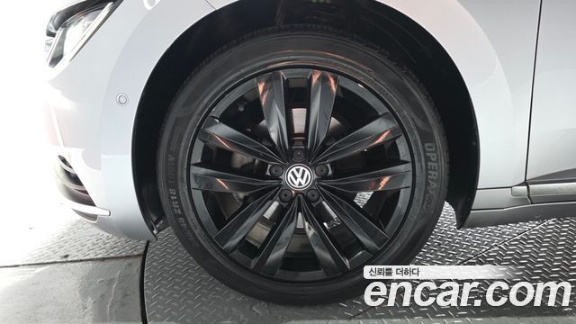 Volkswagen Arteon 2.0 TDI Prestige 2019 — фото 5
