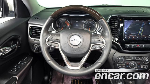 Jeep Cherokee (KL) 2.2 Diesel Overland 4WD 2019 — фото 18