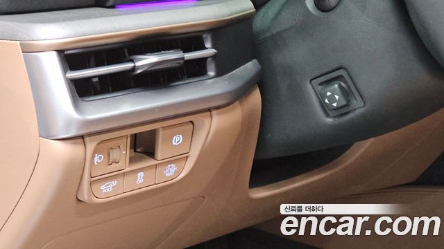 Hyundai Grandeur Hybrid (GN7) Calligraphy 2023 — фото 13