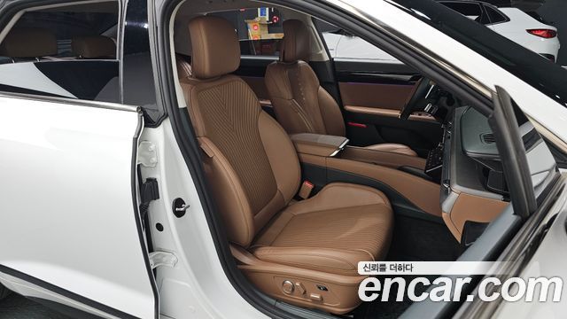 Hyundai Grandeur Hybrid (GN7) Calligraphy 2023 — фото 26