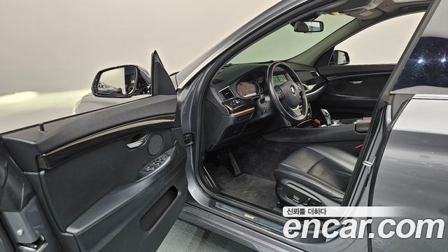 BMW 5 Series GT (F07) GT 30d xDrive 2015 — фото 10