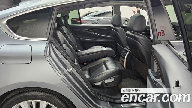 BMW 5 Series GT (F07) GT 30d xDrive 2015 — фото 12