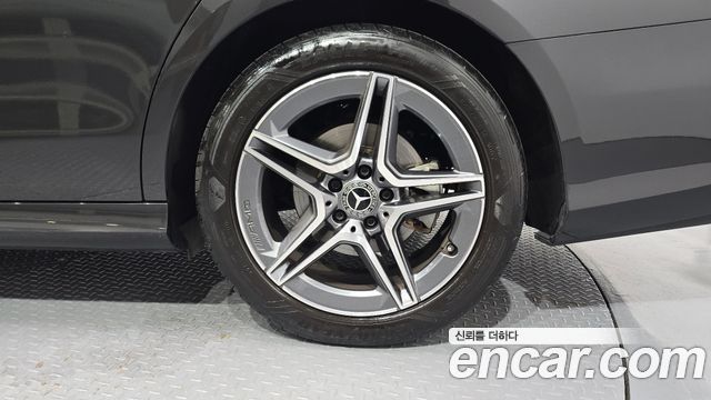 Mercedes-Benz E-Class (W213) E250 AMG Line 2023 — фото 21