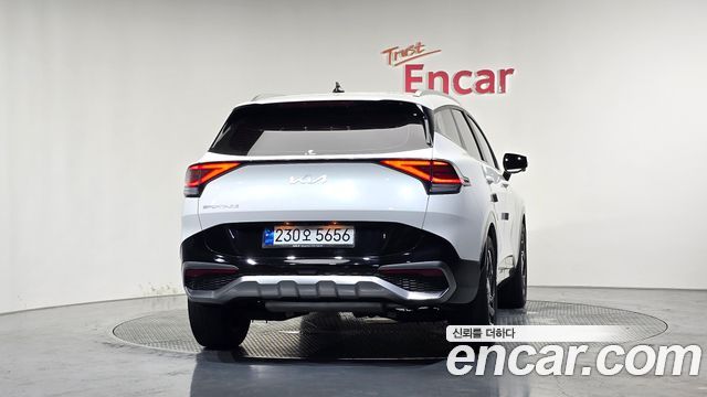 Kia Sportage (V) Gasoline 1.6 Turbo 2WD Signature 2023 — фото 4