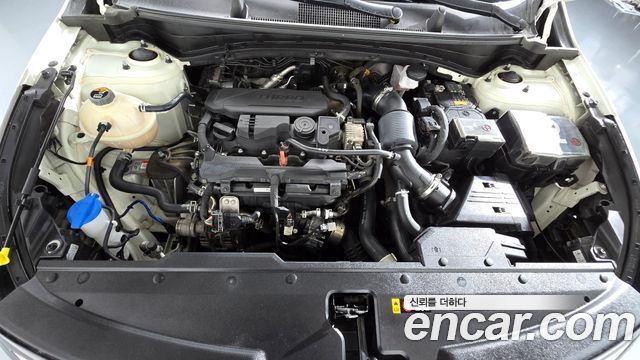 Kia Sportage (V) Gasoline 1.6 Turbo 2WD Signature 2023 — фото 6