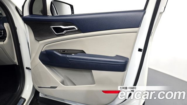 Kia Sportage (V) Gasoline 1.6 Turbo 2WD Signature 2023 — фото 24