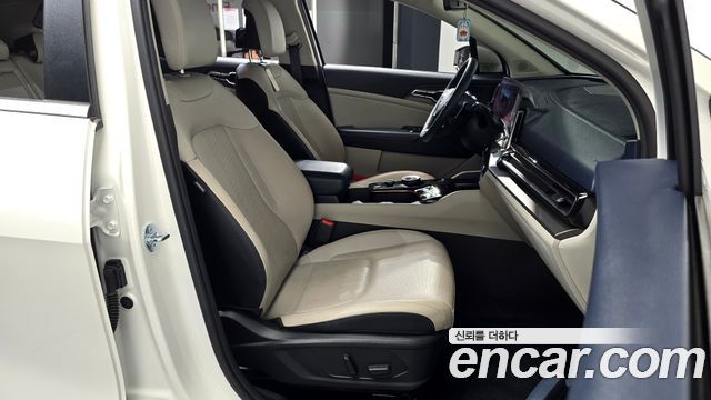 Kia Sportage (V) Gasoline 1.6 Turbo 2WD Signature 2023 — фото 26