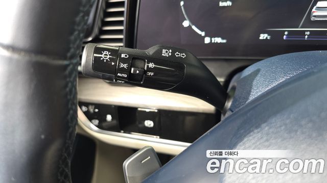 Kia Sportage (V) Gasoline 1.6 Turbo 2WD Signature 2023 — фото 28