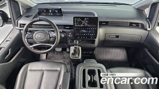 Hyundai Staria 4WD Tourer 9-Seater Modern 2022 — фото 7