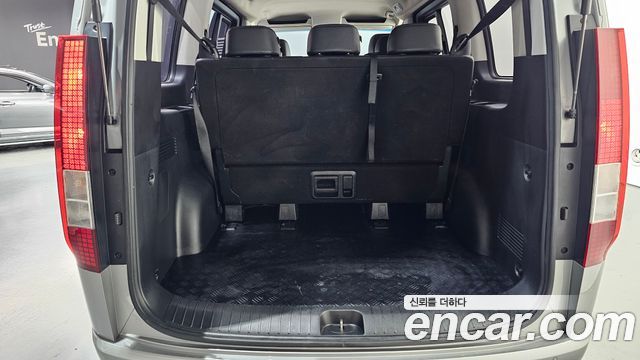 Hyundai Staria 4WD Tourer 9-Seater Modern 2022 — фото 20