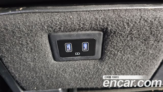 Hyundai Staria 4WD Tourer 9-Seater Modern 2022 — фото 27