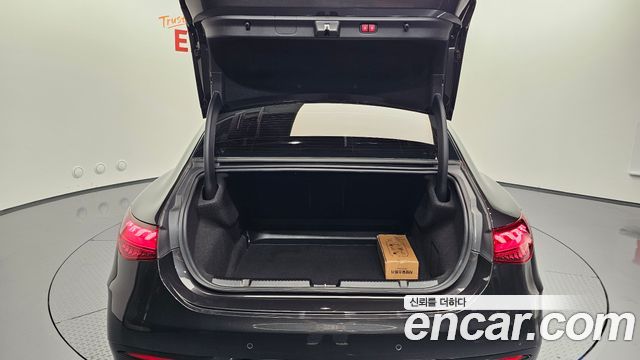 Mercedes-Benz EQE (V295) EQE53 AMG 4MATIC+ 2023 — фото 37