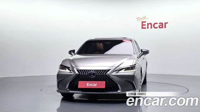 Lexus ES300h (VII) Luxury Plus 2022 — фото 3