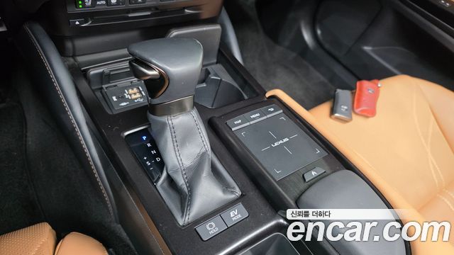 Lexus ES300h (VII) Luxury Plus 2022 — фото 9