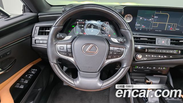 Lexus ES300h (VII) Luxury Plus 2022 — фото 13