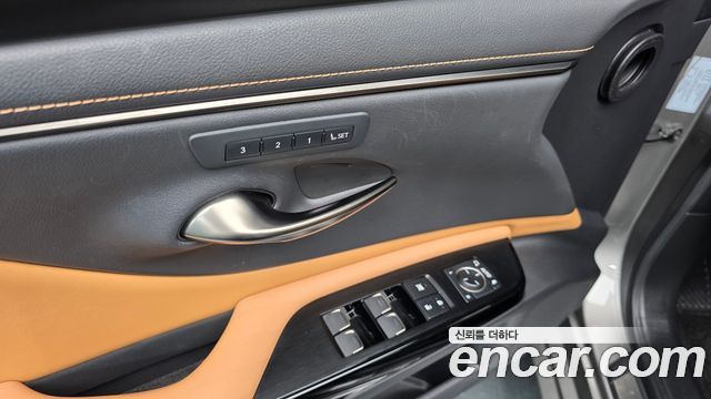Lexus ES300h (VII) Luxury Plus 2022 — фото 20