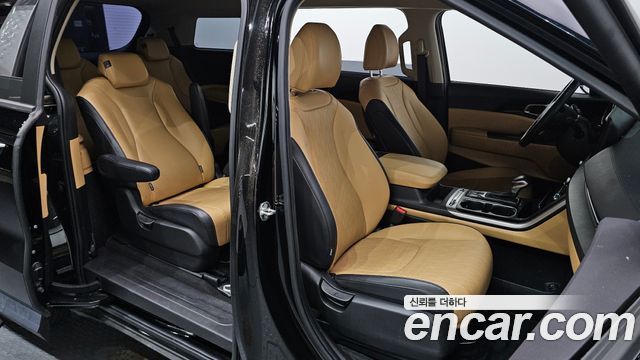 Kia Carnival (IV) Diesel 9-Seater Prestige 2023 — фото 11