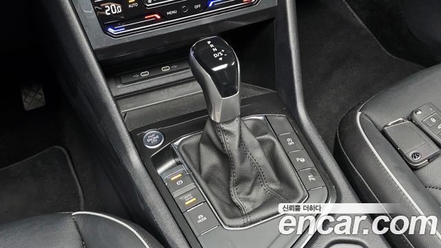 Volkswagen Tiguan (II) 2.0 TDI Prestige 2023 — фото 9