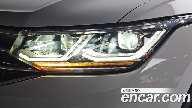 Volkswagen Tiguan (II) 2.0 TDI Prestige 2023 — фото 22