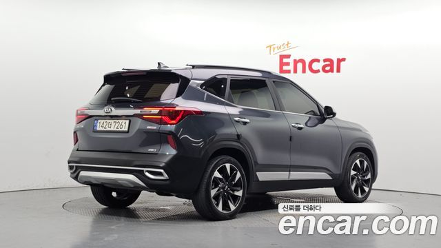 Kia Seltos Gasoline 1.6 Turbo 4WD Gravity 2022 — фото 2