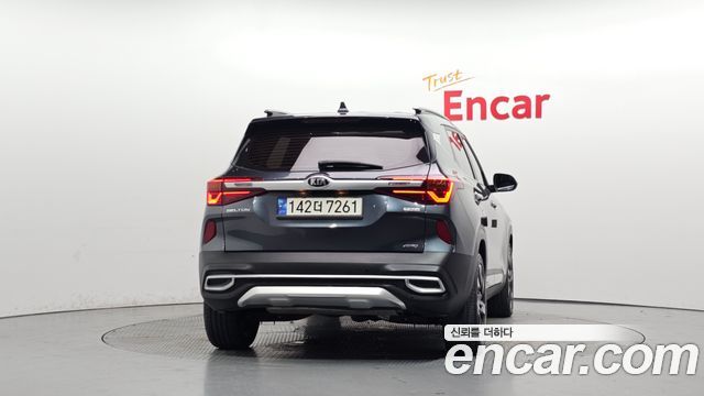 Kia Seltos Gasoline 1.6 Turbo 4WD Gravity 2022 — фото 4