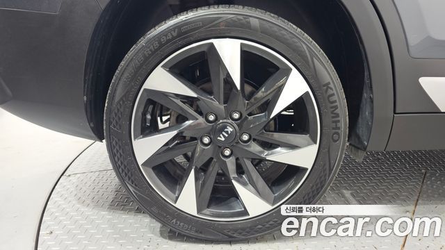Kia Seltos Gasoline 1.6 Turbo 4WD Gravity 2022 — фото 5