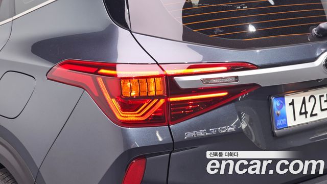 Kia Seltos Gasoline 1.6 Turbo 4WD Gravity 2022 — фото 23