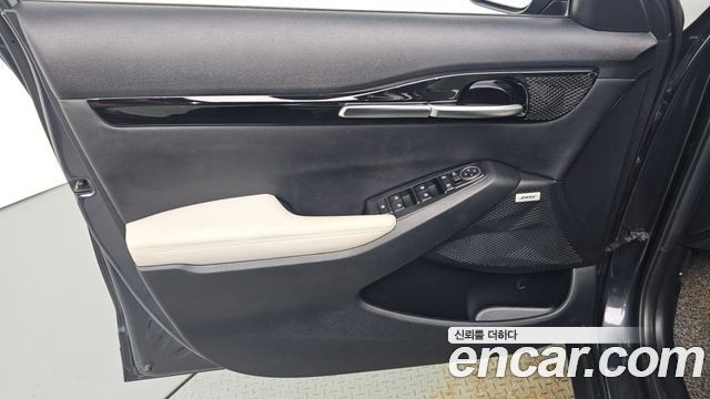 Kia Seltos Gasoline 1.6 Turbo 4WD Gravity 2022 — фото 24