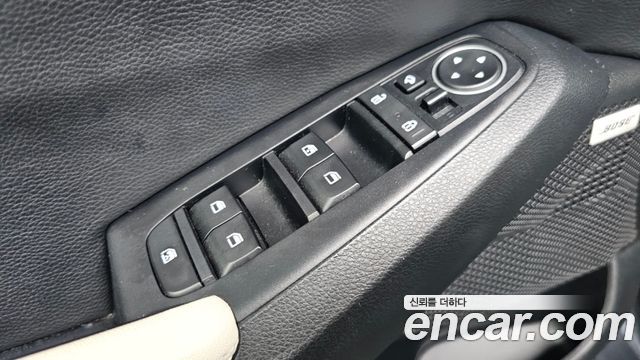 Kia Seltos Gasoline 1.6 Turbo 4WD Gravity 2022 — фото 32