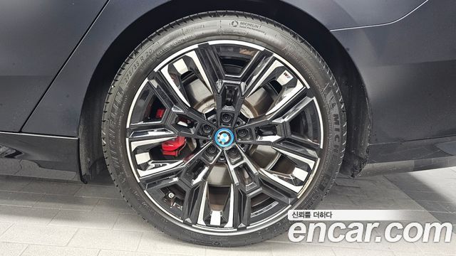 BMW i5 (G60) M60 xDrive 2024 — фото 5