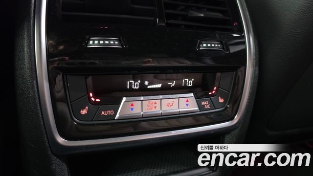 BMW X6 (G06) xDrive40i M Sport 2024 — фото 19