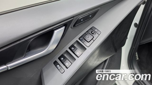 Kia Niro Signature 2022 — фото 23