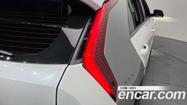 Kia Niro Signature 2022 — фото 29