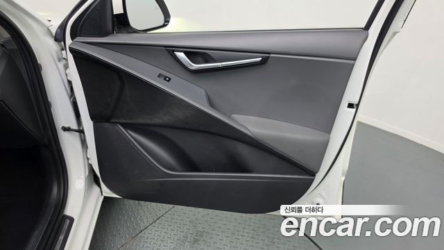Kia Niro Signature 2022 — фото 30