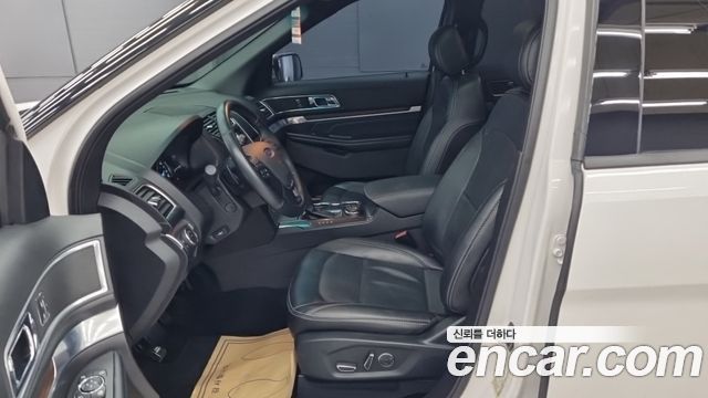 Ford Explorer 2.3 Limited 4WD 5th 2017 — фото 10