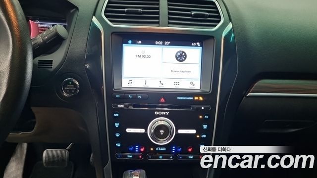 Ford Explorer 2.3 Limited 4WD 5th 2017 — фото 11