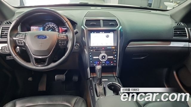 Ford Explorer 2.3 Limited 4WD 5th 2017 — фото 14