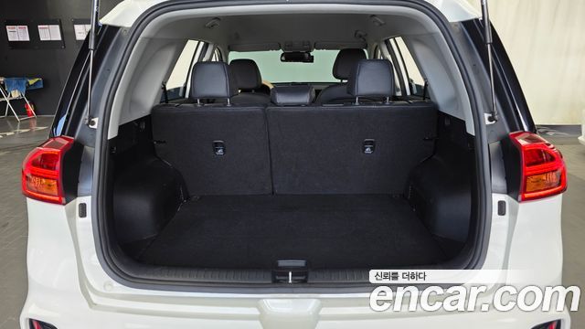 Kia Niro Plus Air 2023 — фото 24