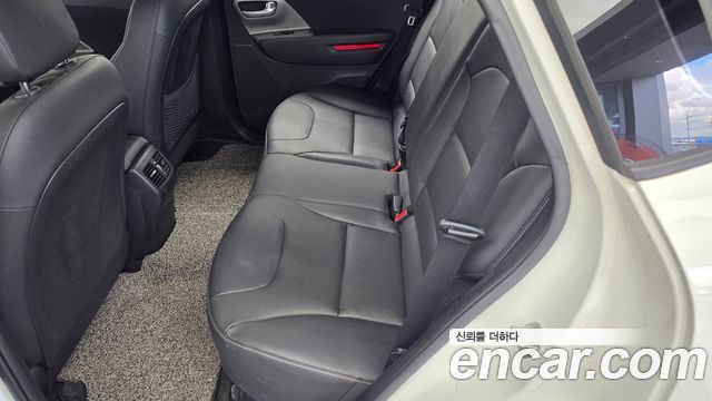 Kia Niro Plus Air 2023 — фото 32