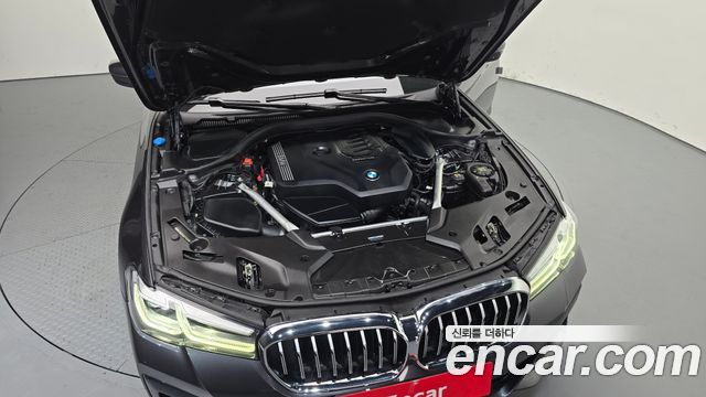 BMW 5 Series (G30) 530i M Sport Package 2022 — фото 6