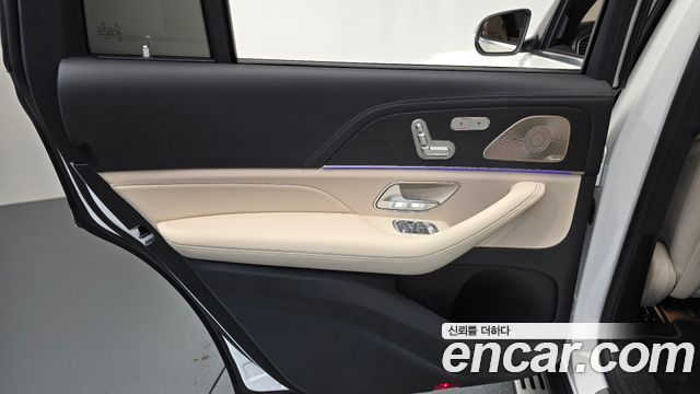Mercedes-Benz GLS-Class (X167) GLS450 4MATIC 2025 — фото 31