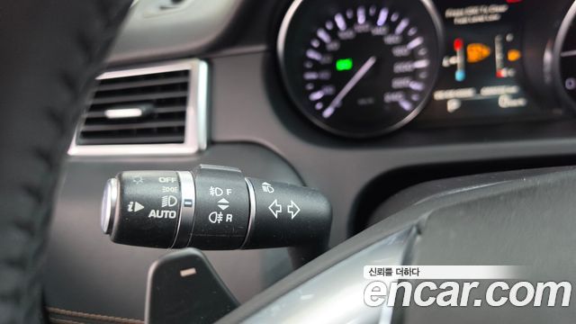 Land Rover Discovery Sport 2.0 TD4 HSE Luxury 2016 — фото 20
