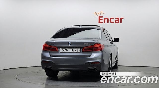 BMW 5 Series (G30) 520d xDrive M Sport Package Plus 2017 — фото 4