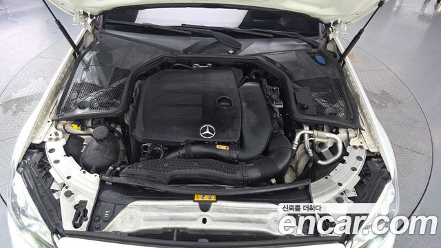 Mercedes-Benz C-Class (W205) C200 Cabriolet 2020 — фото 6