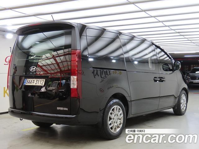 Hyundai Staria Cargo 5-Seater Modern 2023 — фото 4