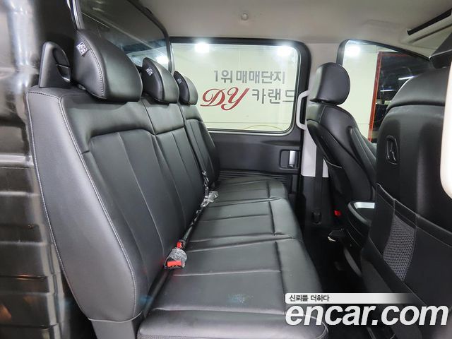 Hyundai Staria Cargo 5-Seater Modern 2023 — фото 8