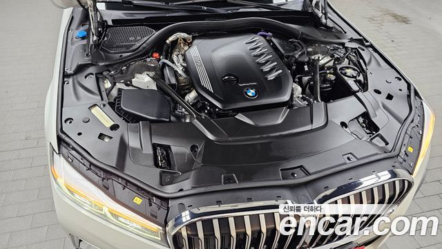 BMW 7 Series (G11) 730Ld xDrive M Sport 2022 — фото 6